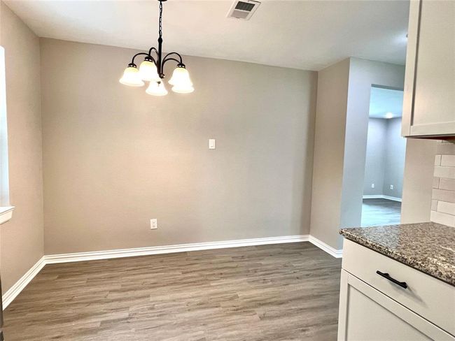 813 Cedar Lawn Dr, House other with 3 bedrooms, 2 bathrooms and null parking in Alvin TX | Image 9