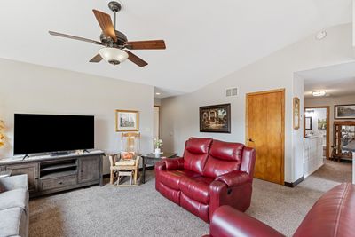 1422 Carl Ave, House other with 4 bedrooms, 2 bathrooms and null parking in RAPID CITY SD | Image 3