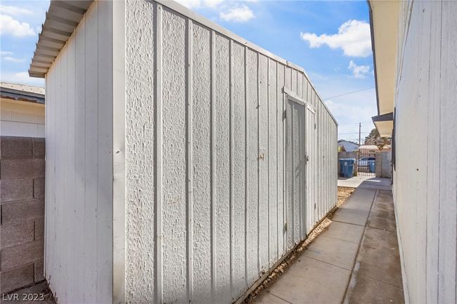 5724 Eugene Ave, House other with 5 bedrooms, 3 bathrooms and null parking in Las Vegas NV | Image 5