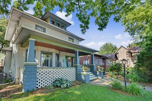 537 W 9th St, Davenport, IA, 52803-5011 | Card Image