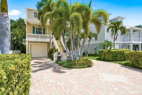 503 Palm Ave, Palm Harbor, FL, 34683-1819 | Card Image