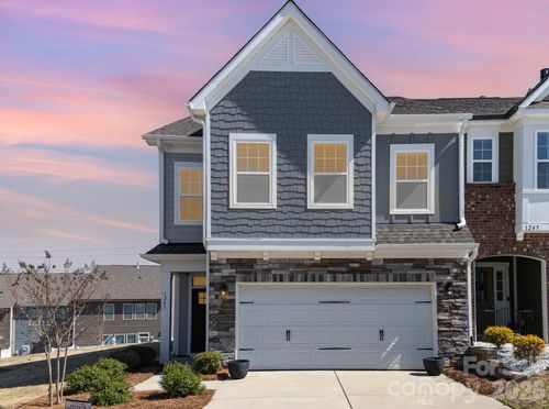 442-1243 Pebble Grove Dr, Clover, SC, 29710-5700 | Card Image