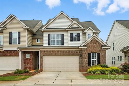 5856 Glassport Ln, Charlotte, NC, 28210-4499 | Card Image