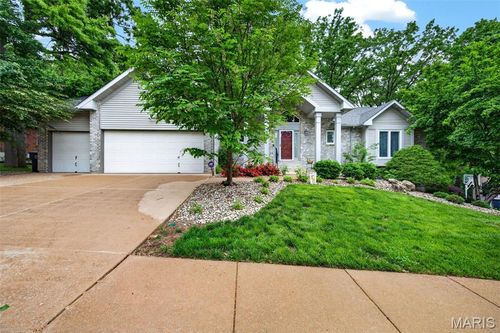 5127 Quail Creek Estates Ct, Saint Louis, MO, 63128-4335 | Card Image