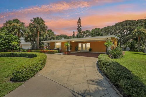 941 Gulf Blvd, BELLEAIR BEACH, FL, 33786-3237 | Card Image