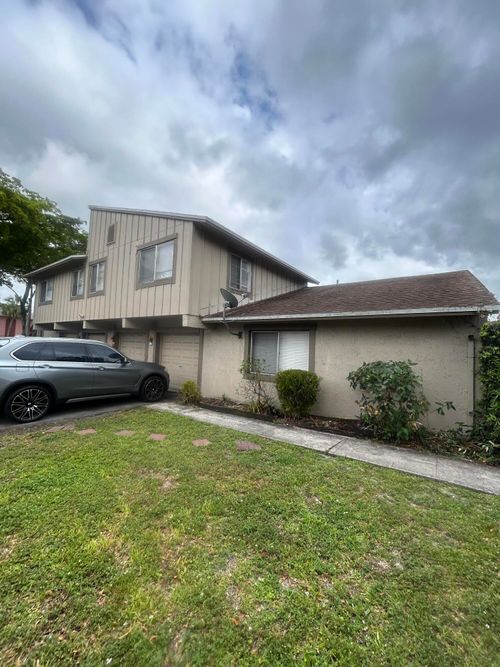 70-c-2229 Nw 59th Ave, Lauderhill, FL, 33313-3147 | Card Image