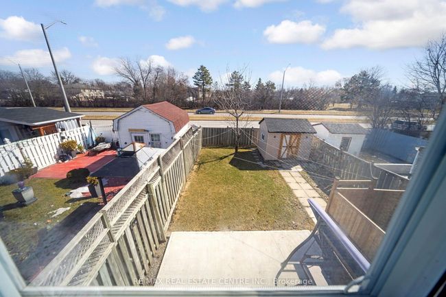 24 Jackman Dr, House other with 5 bedrooms, 2 bathrooms and 5 parking in Brampton ON | Image 8