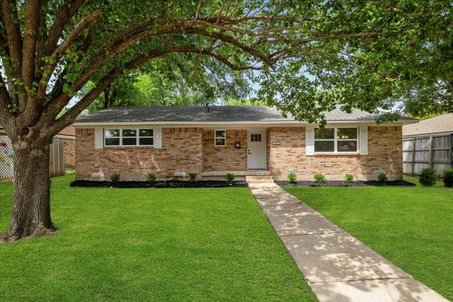 5835 Sunnywood Dr, Dallas, TX, 75228-5903 | Card Image