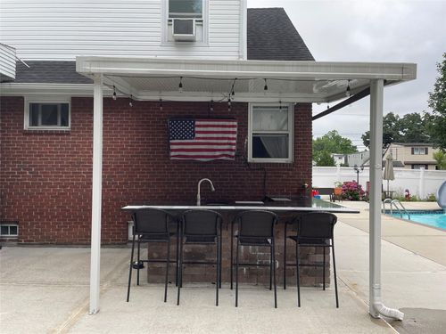 267 N Poplar St, Massapequa, NY, 11758-2540 | Card Image