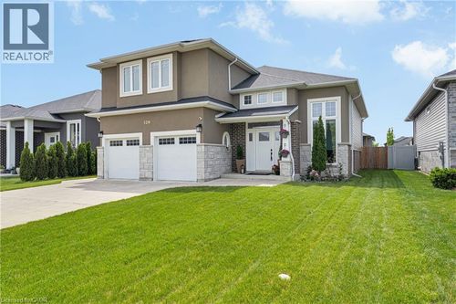 329 Patten Crescent, Amherstburg, ON, N9V0G3 | Card Image