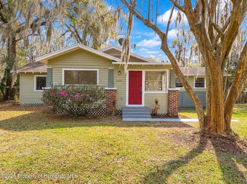 37420 Magnolia Ave, Dade City, FL, 33523-3749 | Card Image