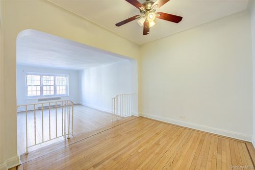 b53-35 77 Street, New York, NY, 11372 | Card Image