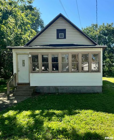 913 N Chestnut Street, House other with 2 bedrooms, 1 bathrooms and null parking in Kewanee IL | Image 1