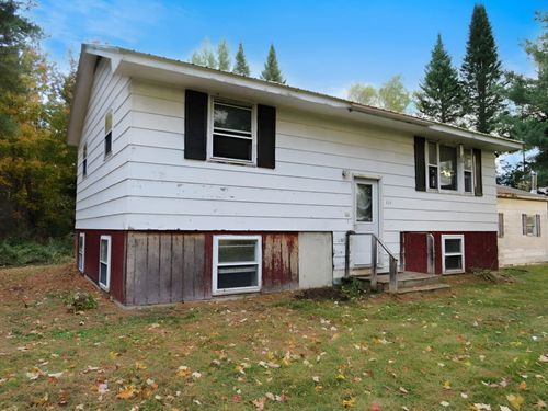 664 River Road, Lunenburg, VT, 05906 | Card Image