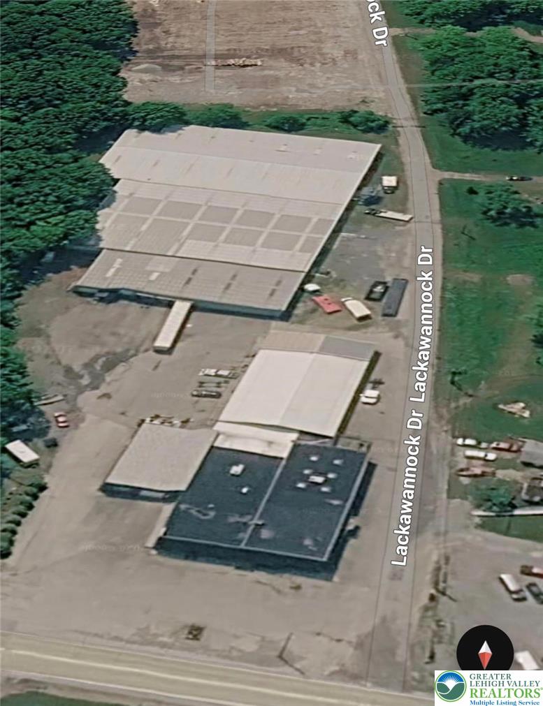 7464 Sharon Mercer Rd, Mercer, PA 16137
