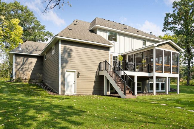 Meticulously cared for yard | Image 52