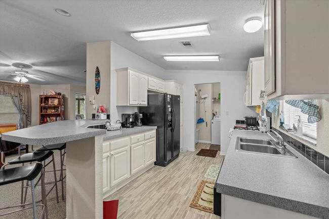 breakfast bar | Image 10