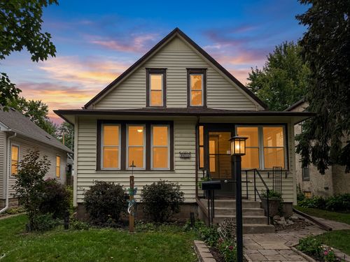 864 Delaware Ave, Saint Paul, MN, 55107-3549 | Card Image