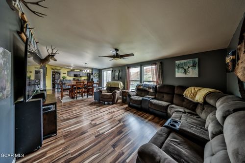 600 E Cedar St, Hot Sulphur Springs, CO, 80451-5077 | Card Image