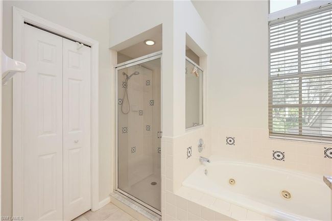 5-202 - 7828 Gardner Dr, Condo with 3 bedrooms, 2 bathrooms and null parking in NAPLES FL | Image 20