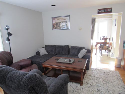 523 Ward St, Marine City, MI, 48039-3552 | Card Image