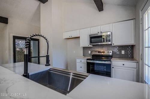 1212 Sweetwater Dr, Lake Ozark, MO, 65049-5333 | Card Image