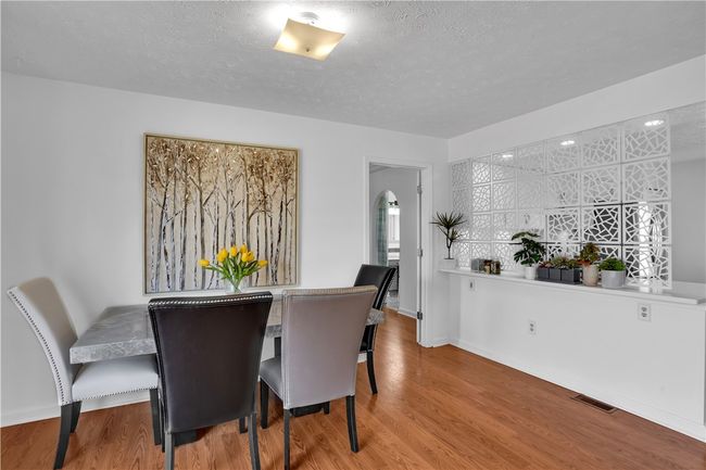 841 Sunset Cir, Townhouse with 3 bedrooms, 4 bathrooms and 2 parking in Cranberry Twp PA | Image 8