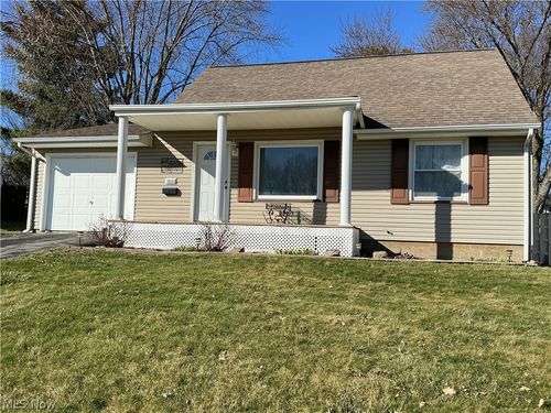 1850 Merle Rd, Salem, OH, 44460-4035 | Card Image