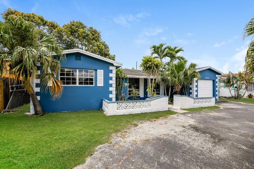 7824 Shalimar St, Miramar, FL, 33023-2428 | Card Image