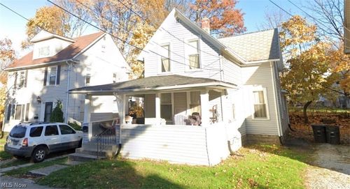 927 Bloomfield Avenue, Akron, OH, 44302 | Card Image