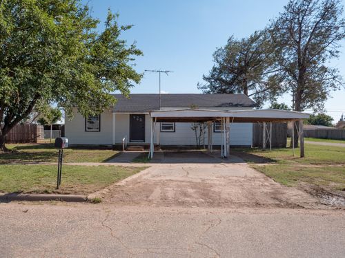 1102 Tilford Ave, Ralls, TX, 79357-3517 | Card Image