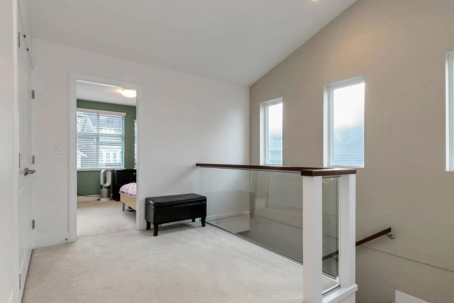 10499 Mceachern St, House other with 4 bedrooms, 4 bathrooms and 4 parking in Maple Ridge BC | Image 10