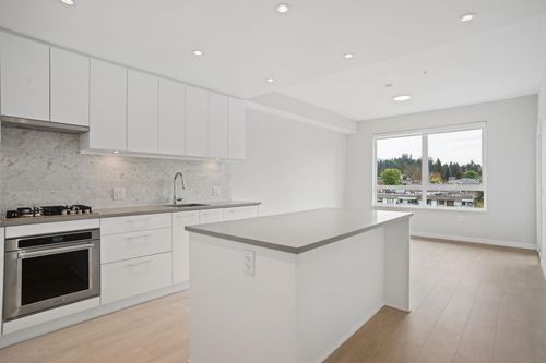 612-110 E 17th St, North Vancouver, BC, V7L0K4 | Card Image