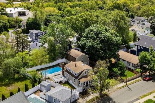 6 Henry St, Saugus, MA, 01906-1815 | Card Image