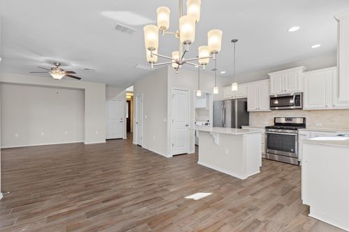 9416 Hunter Lane, Austin, TX, 78748 | Card Image