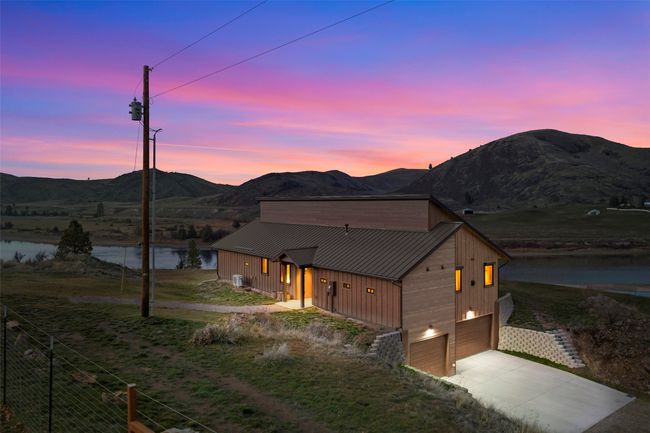 9701 Mt Highway 200, House other with 3 bedrooms, 2 bathrooms and null parking in Dixon MT | Image 71