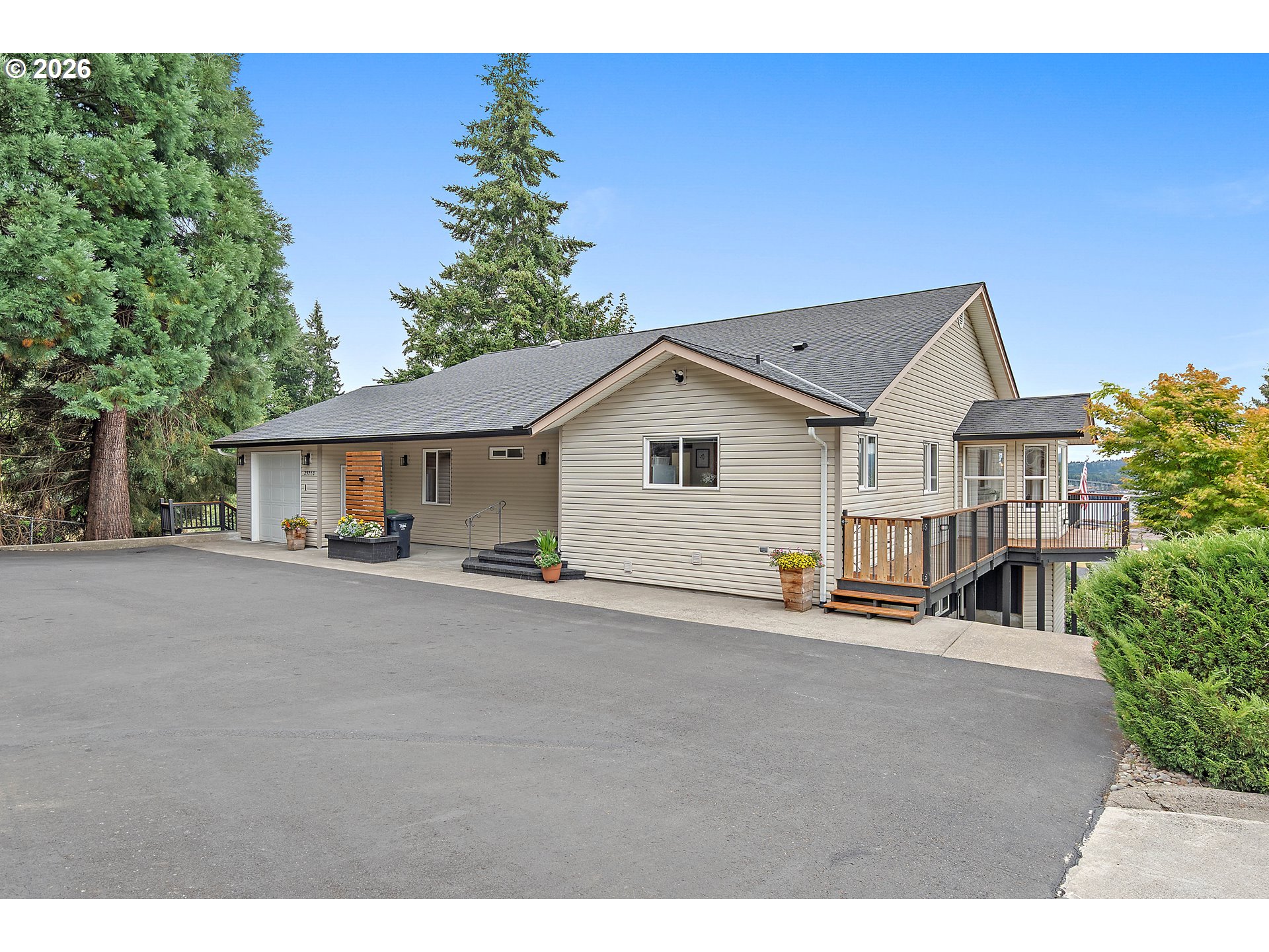 Residential in Rainier