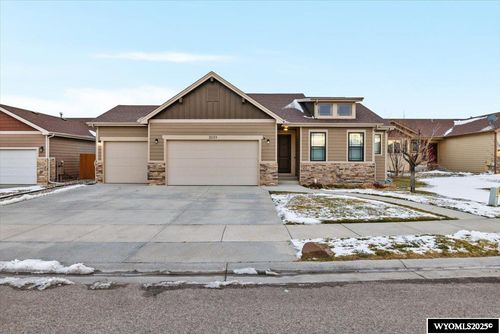 2133 Waterford, Casper, WY, 82609-3300 | Card Image