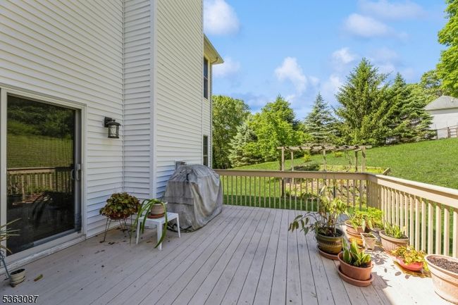 42 Stephens Mill Rd, House other with 4 bedrooms, 3 bathrooms and null parking in Hackettstown NJ | Image 36