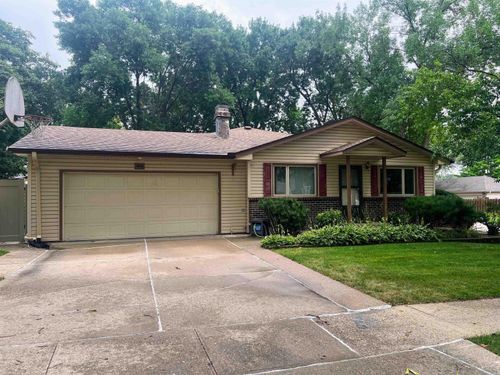 3414 Pawnee Pl, Sioux City, IA, 51104-1856 | Card Image