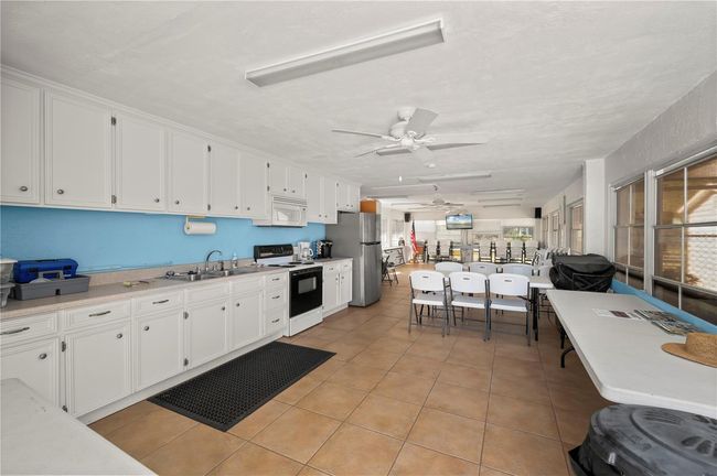 Clubhouse | Image 47