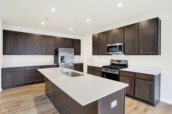 7161 Jackson Dr, House other with 4 bedrooms, 3 bathrooms and null parking in Cumberland IN | Image 17