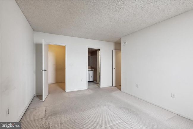 APT-2401 - 205 E Joppa Rd, Condo with 2 bedrooms, 2 bathrooms and null parking in TOWSON MD | Image 11