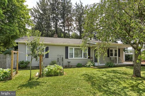 1196 Valley Rd, MARYSVILLE, PA, 17053-9775 | Card Image
