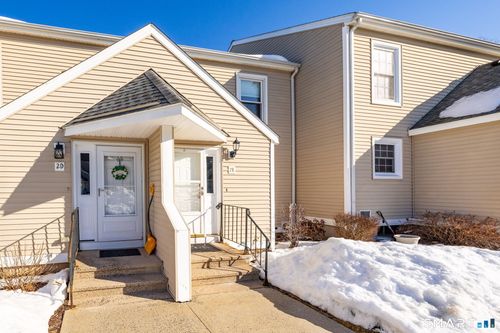 apt-e-2 The Hamlet, Enfield, CT, 06082-7003 | Card Image