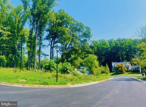 13015 Rhame Dr, FORT WASHINGTON, MD, 20744-6455 | Card Image