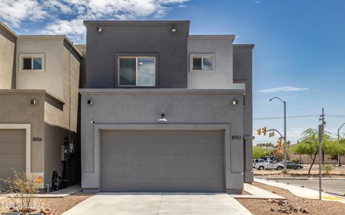 8152 E Cricket Song Trl, Tucson, AZ, 85730-0014 | Card Image