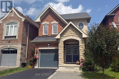 311 Oberfrick Ave, Maple, ON, L6A0R5 | Card Image