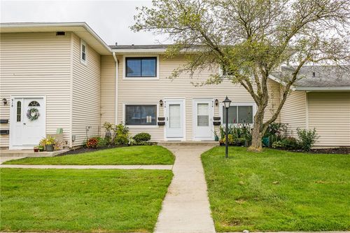 916 Eastbrooke Ln, Rochester, NY, 14618-5202 | Card Image