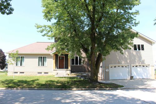 914 Schaller St, Sac City, IA, 50583-2607 | Card Image